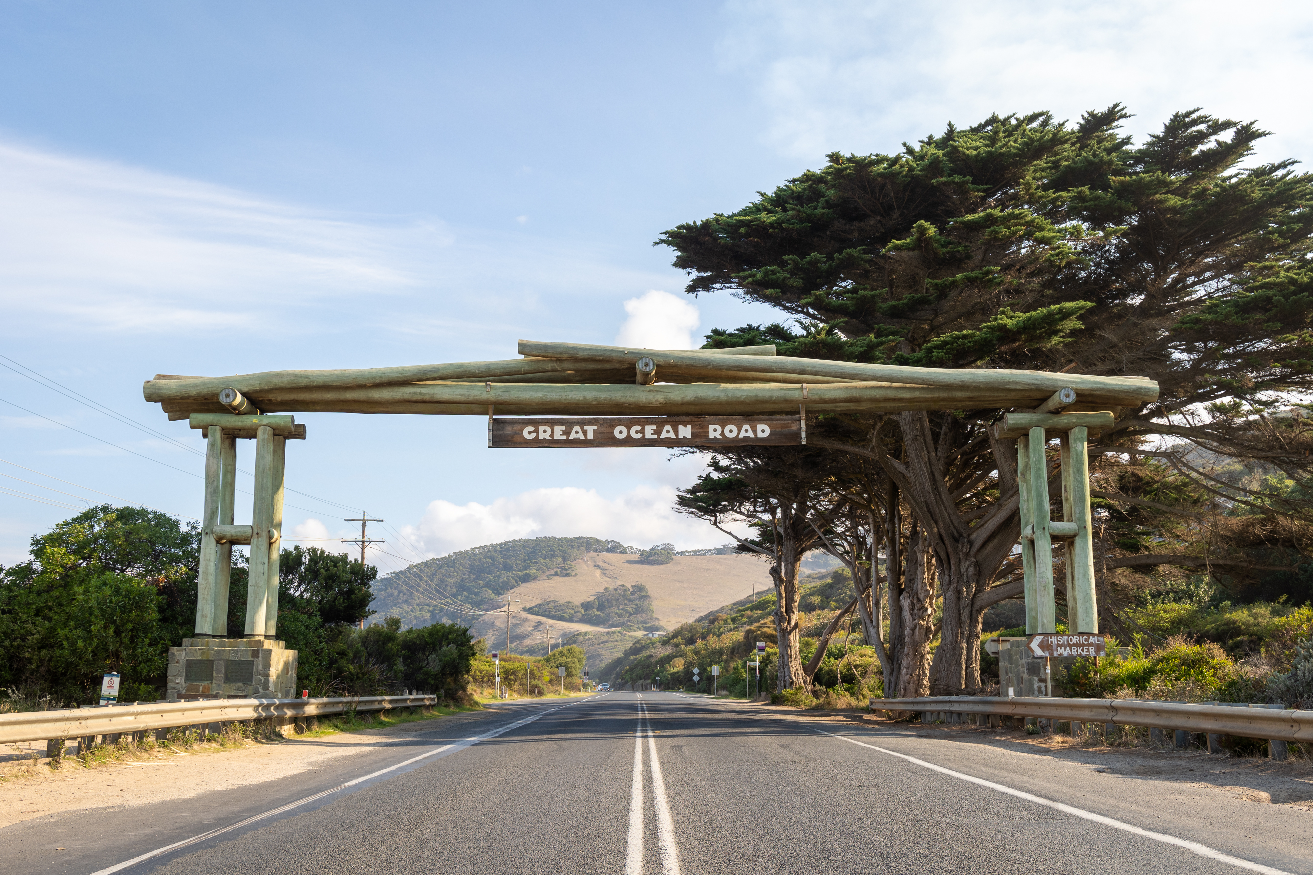 Must stop for a family pic at the Memorial Arch at Eastern View