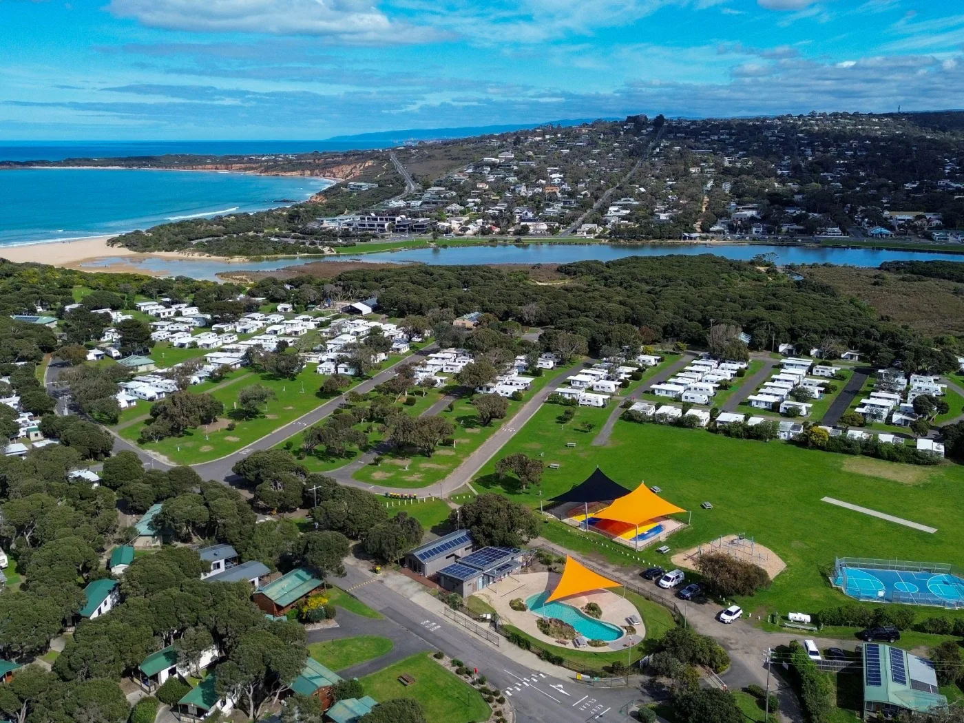 Anglesea Family Caravan Park beach and river location