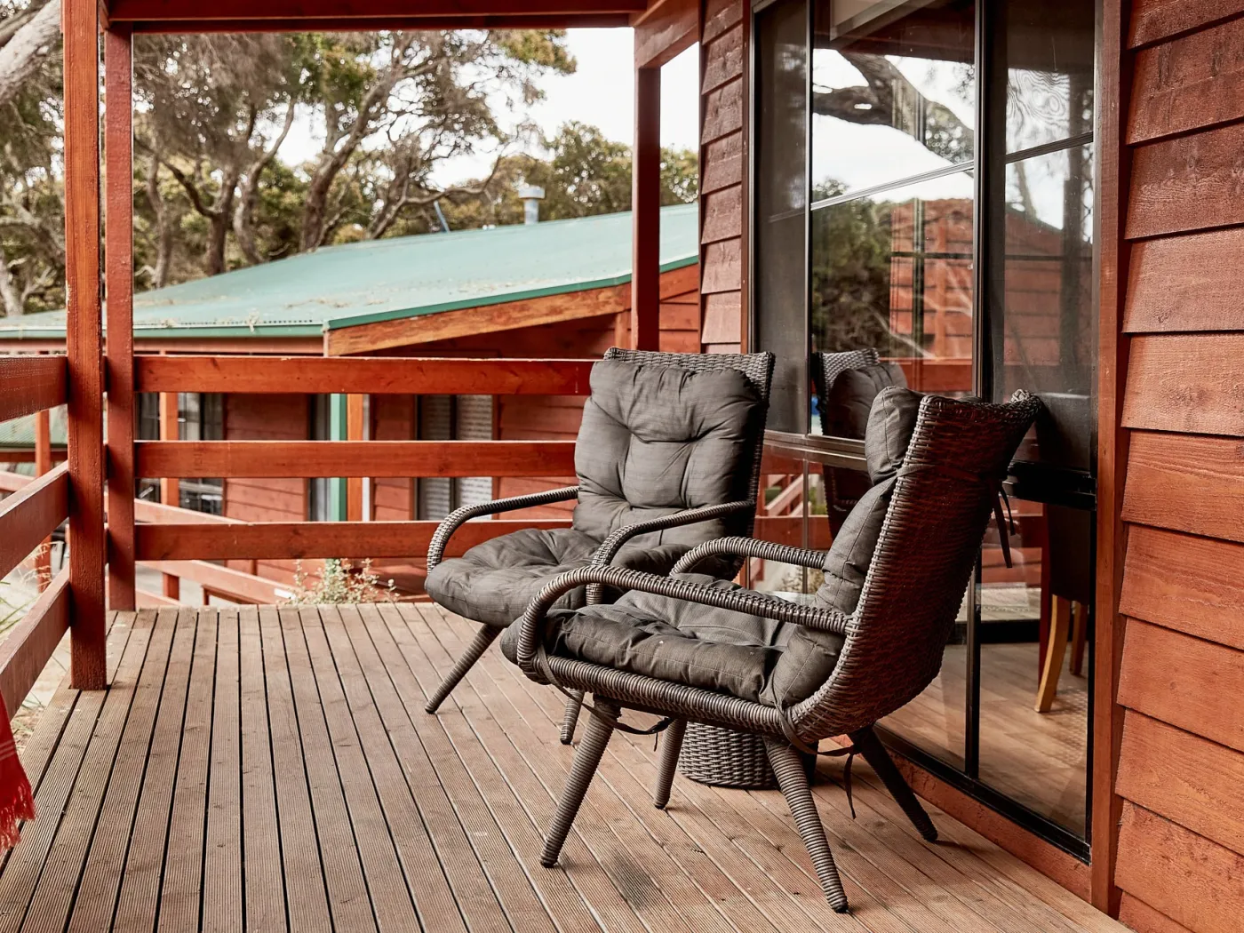 Deck with outdoor furniture