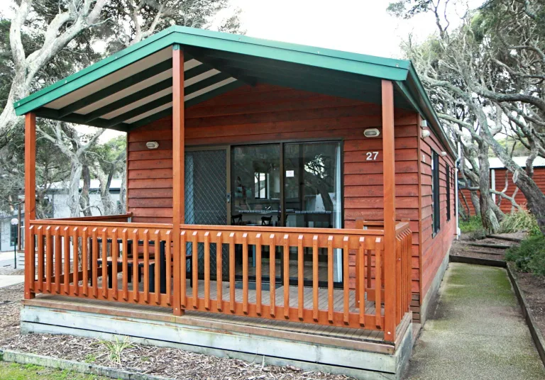 3 bedroom cottage sleeps 6 front angled resize