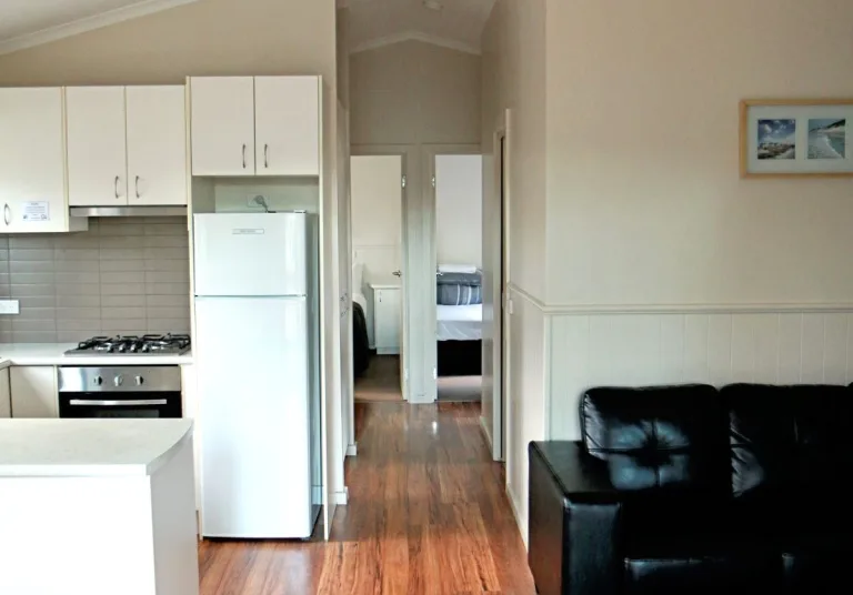 3 bedroom cottage sleeps 7 interior