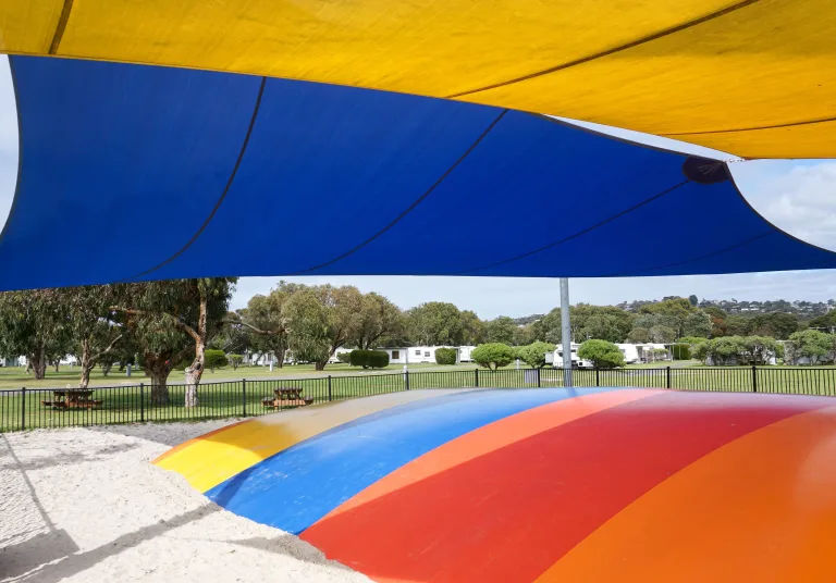 Giant jumping pillow